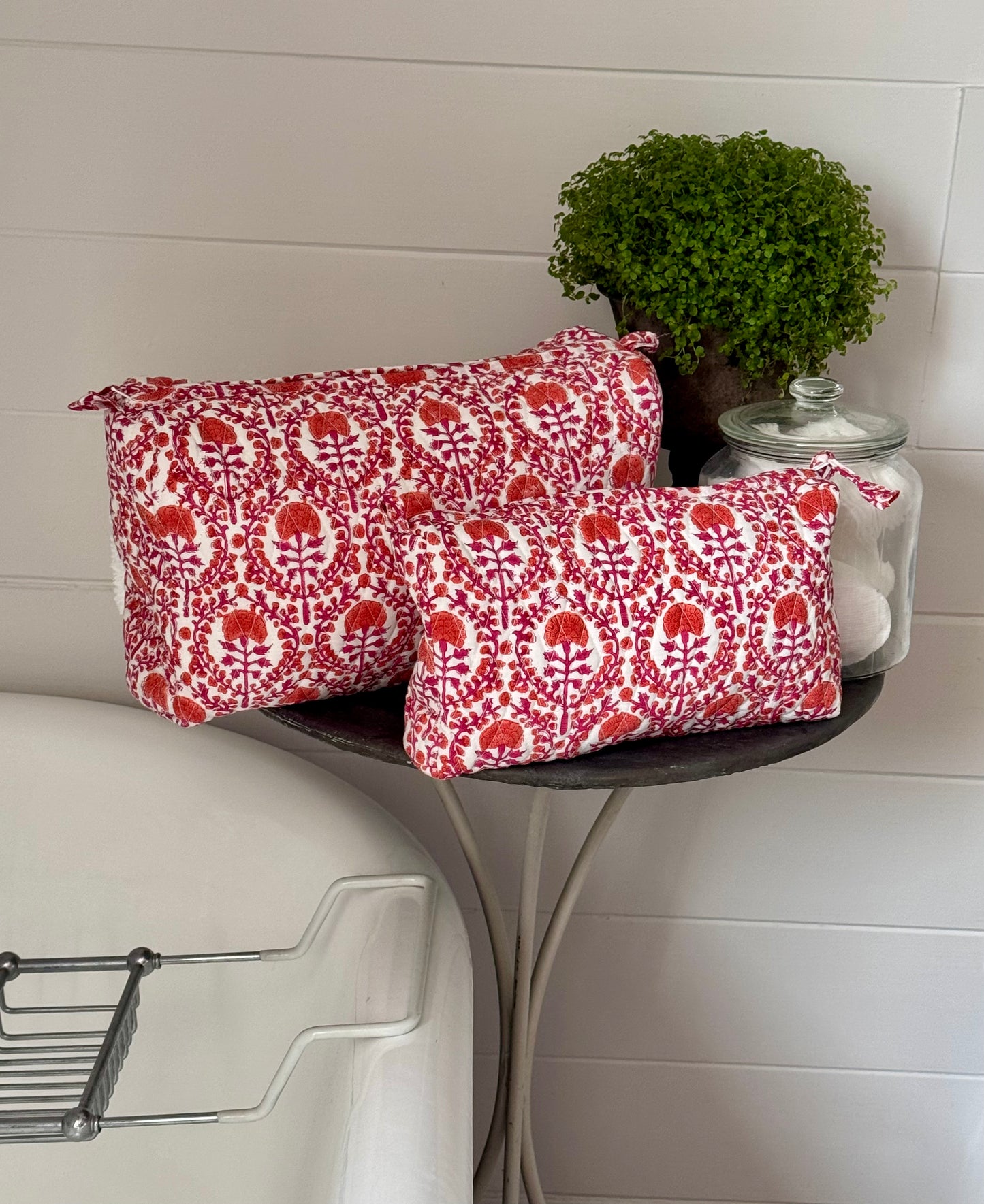 PINK AND ORANGE TRELLIS MAKEUP BAG