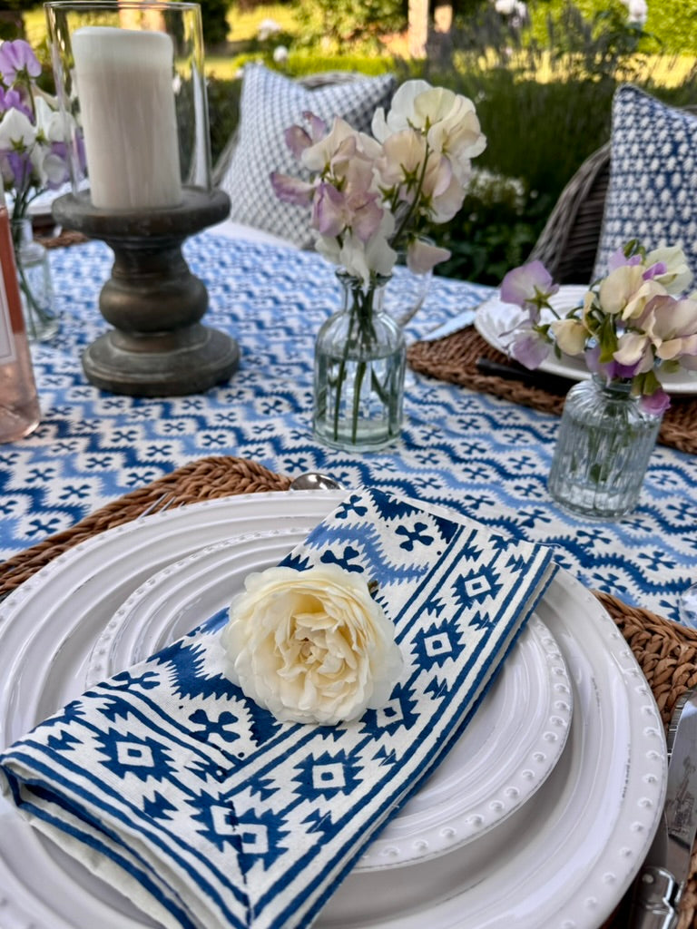 BLUE ZIG ZAG NAPKINS