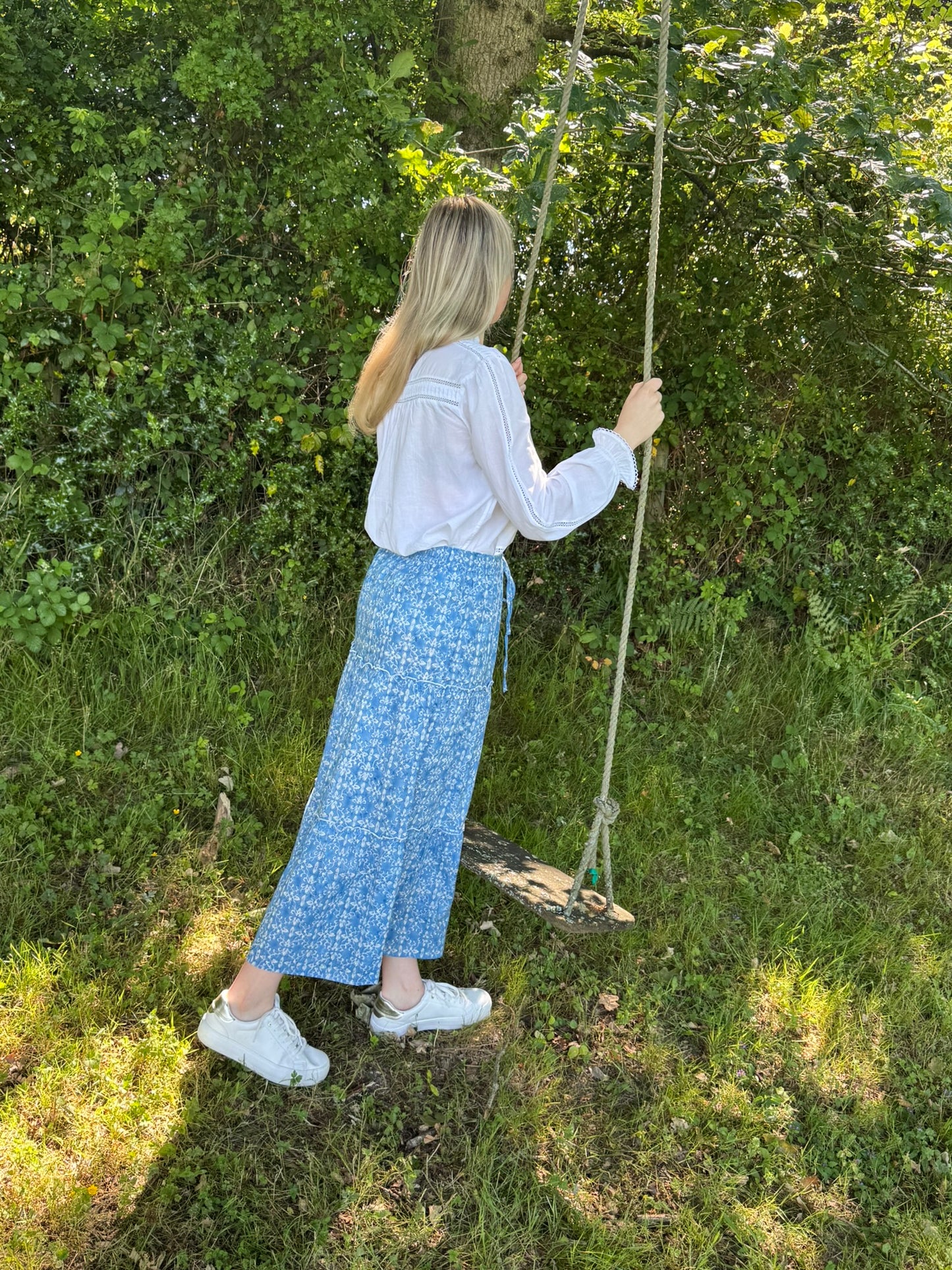 BLUE GABLE SKIRT