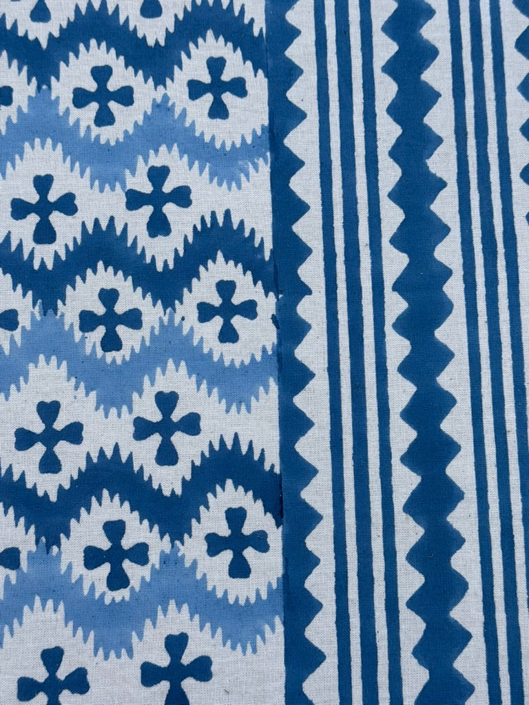 BLUE ZIG ZAG NAPKINS