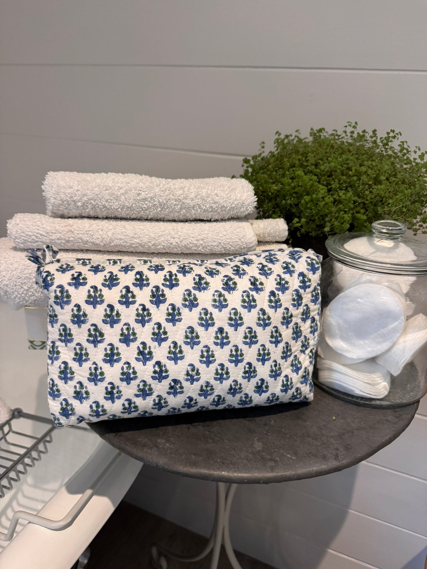 BLUE AND GREEN BOOTY FLORAL MAKEUP BAG
