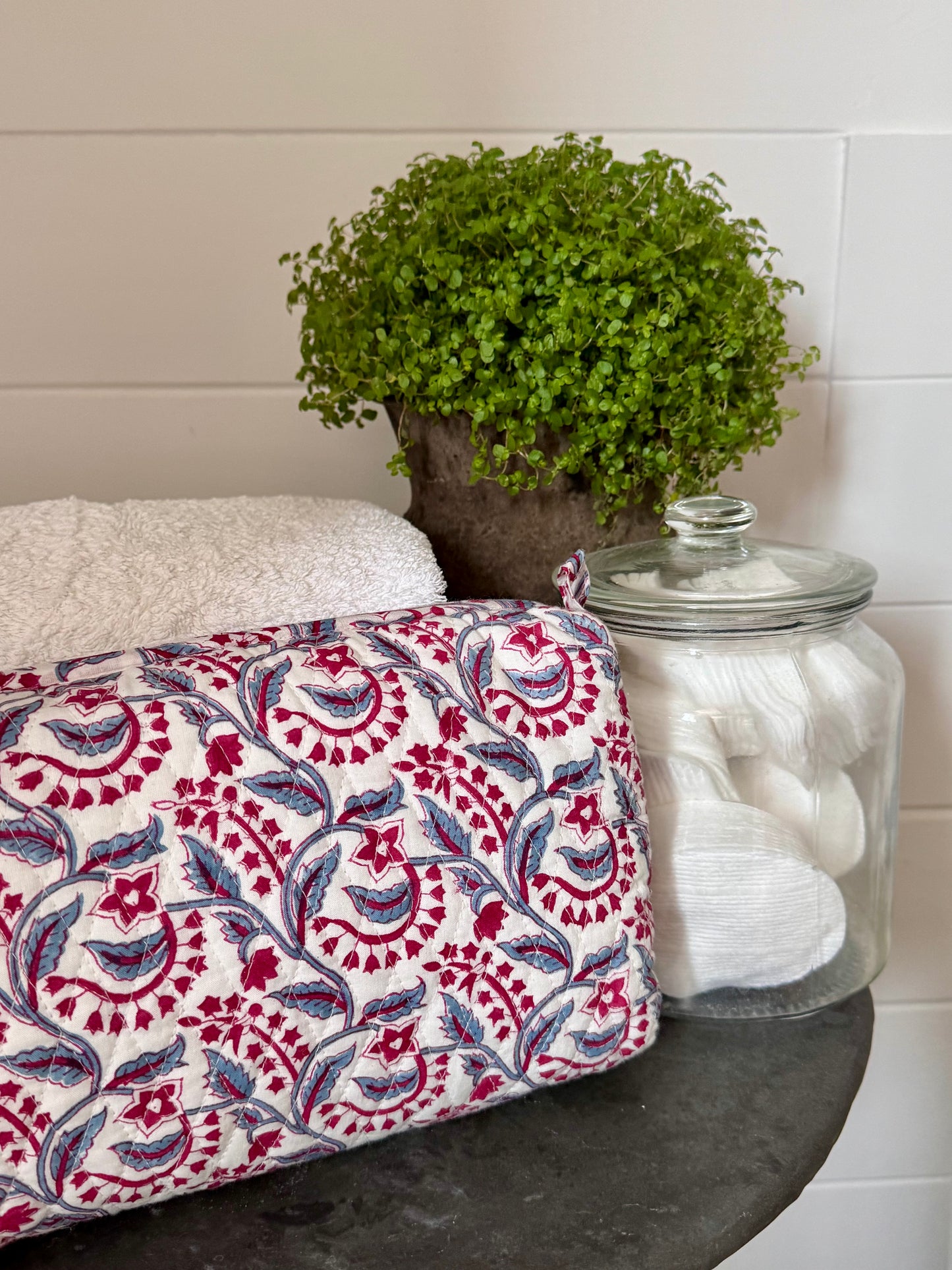 RASPBERRY AND BLUE REVERSE FLORAL MAKEUP BAG
