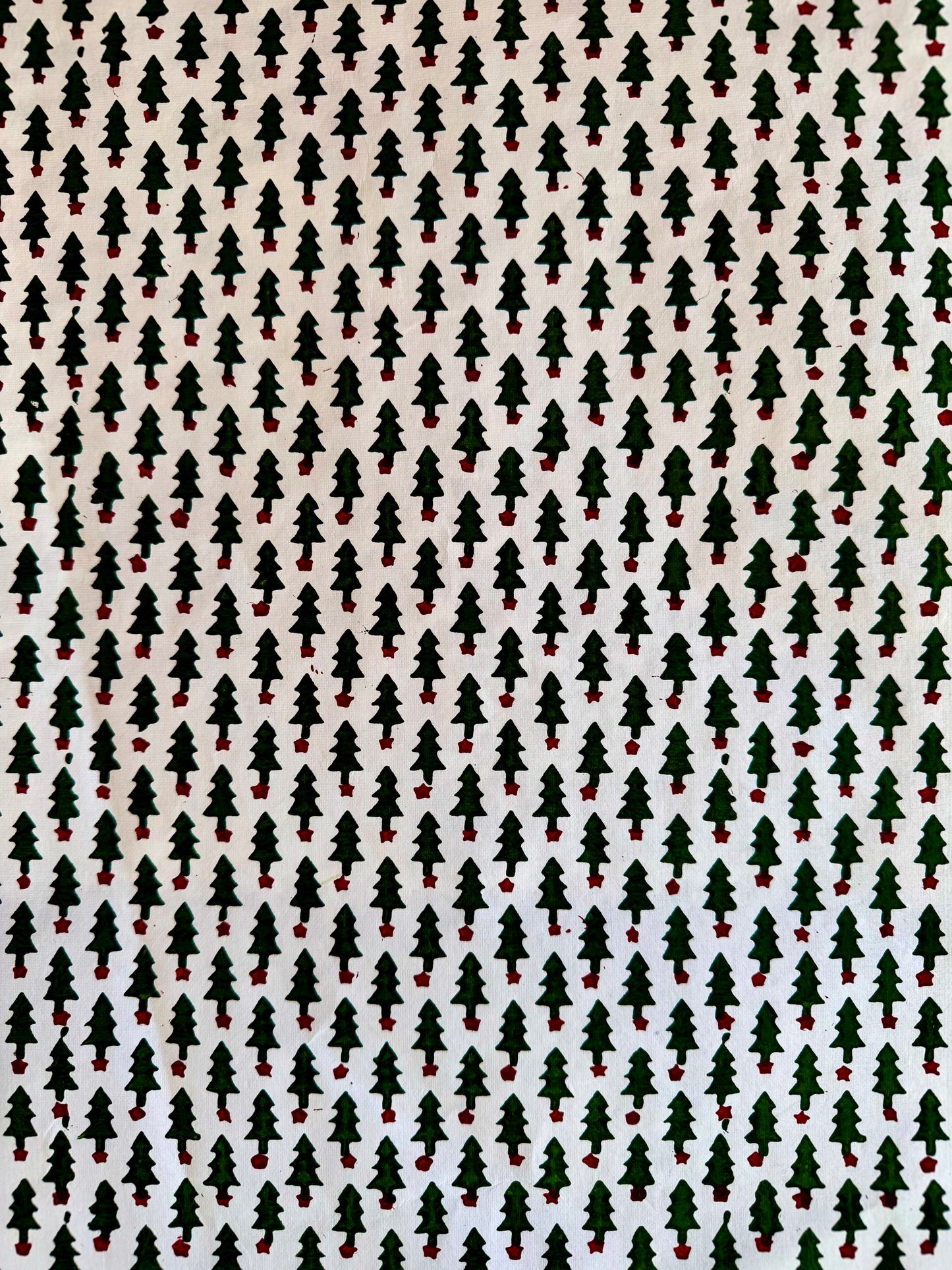 GREEN CHRISTMAS TREE WRAPPING PAPER