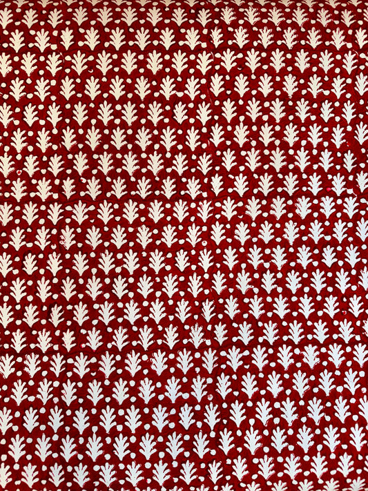 RED ACORN WRAPPING PAPER