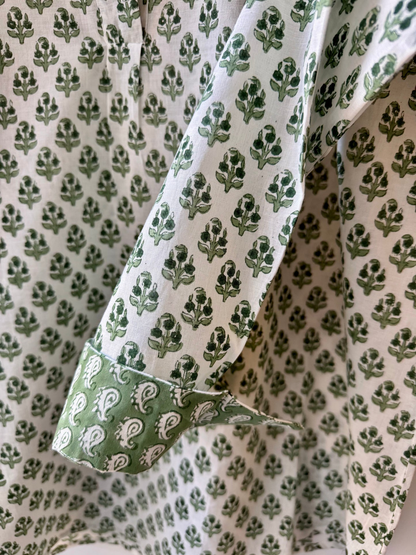 GREEN BOOTY FLORAL SHIRT