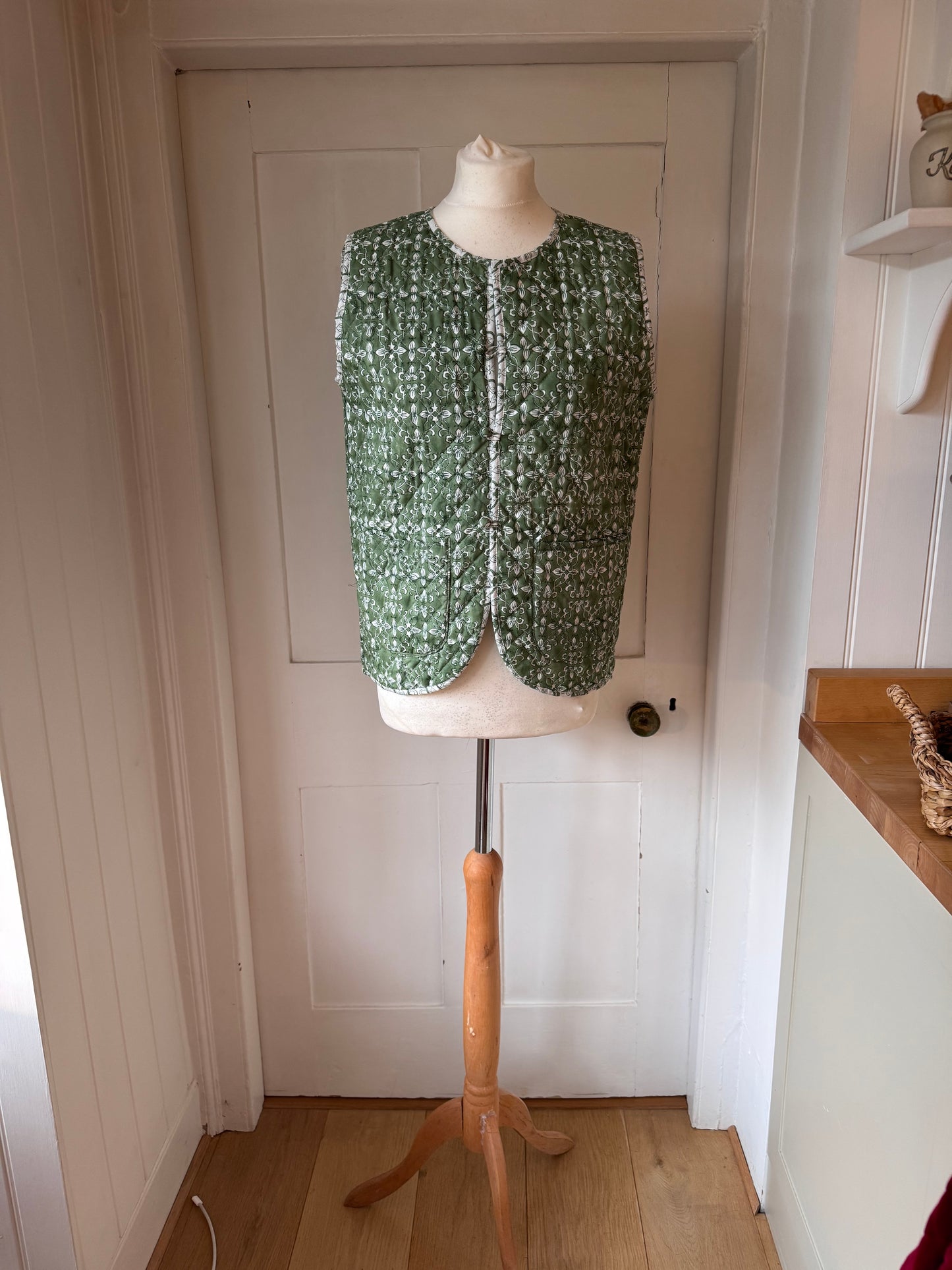 GREEN GABLE GILET