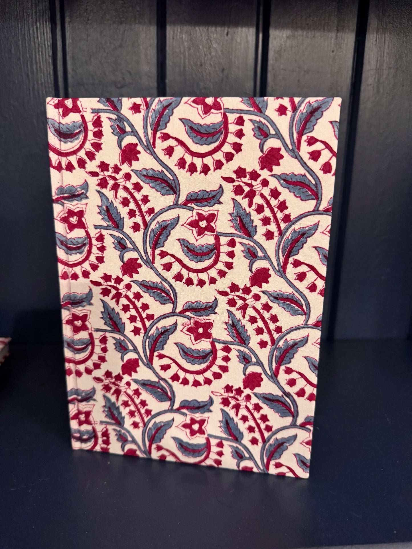 RED AND BLUE REVERSE FLORAL JOTTER