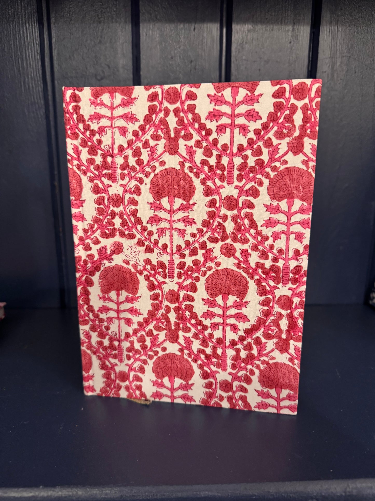 RED TRELLIS JOTTER