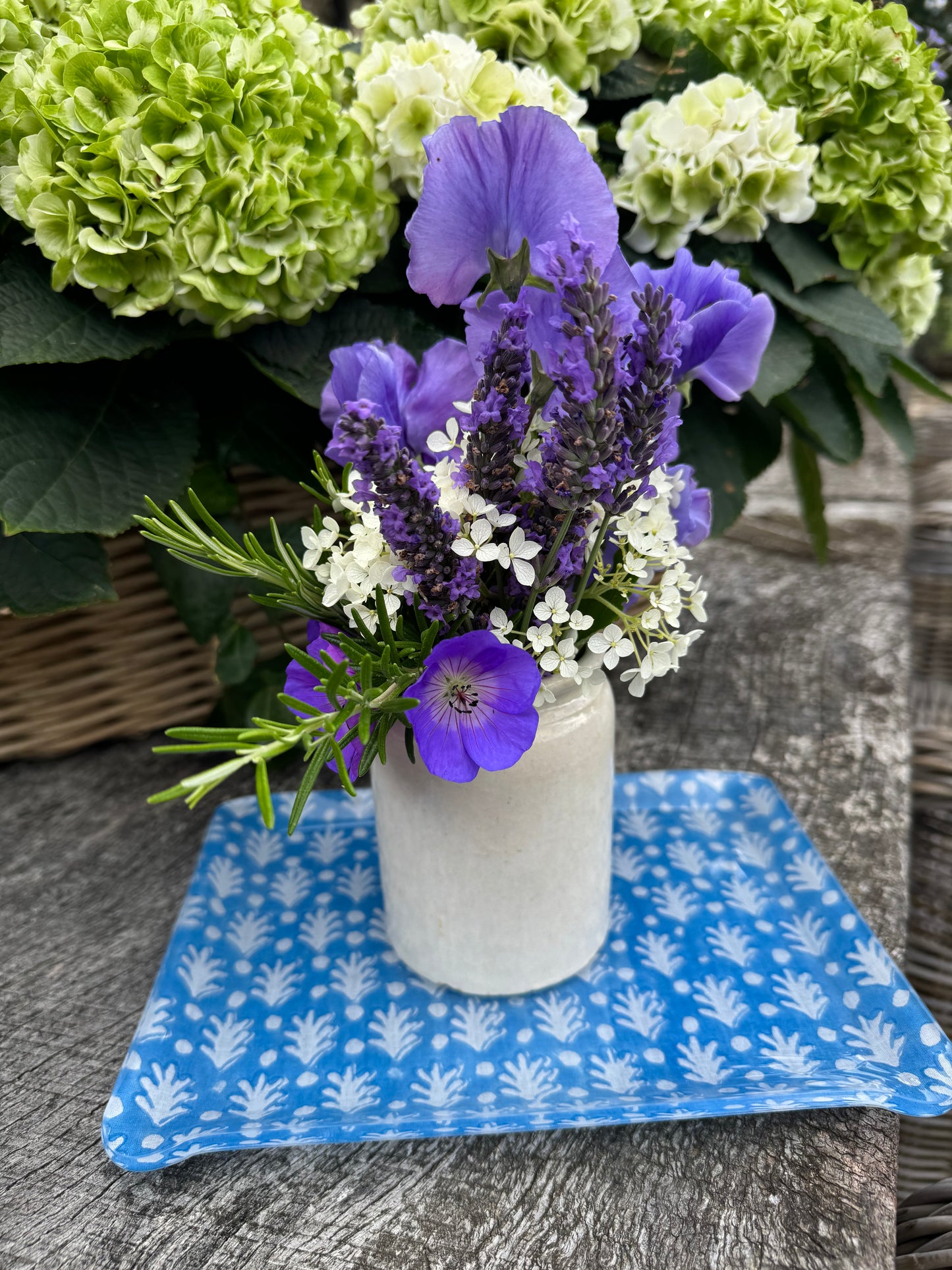 SMALL BLUE ACORN TRAY