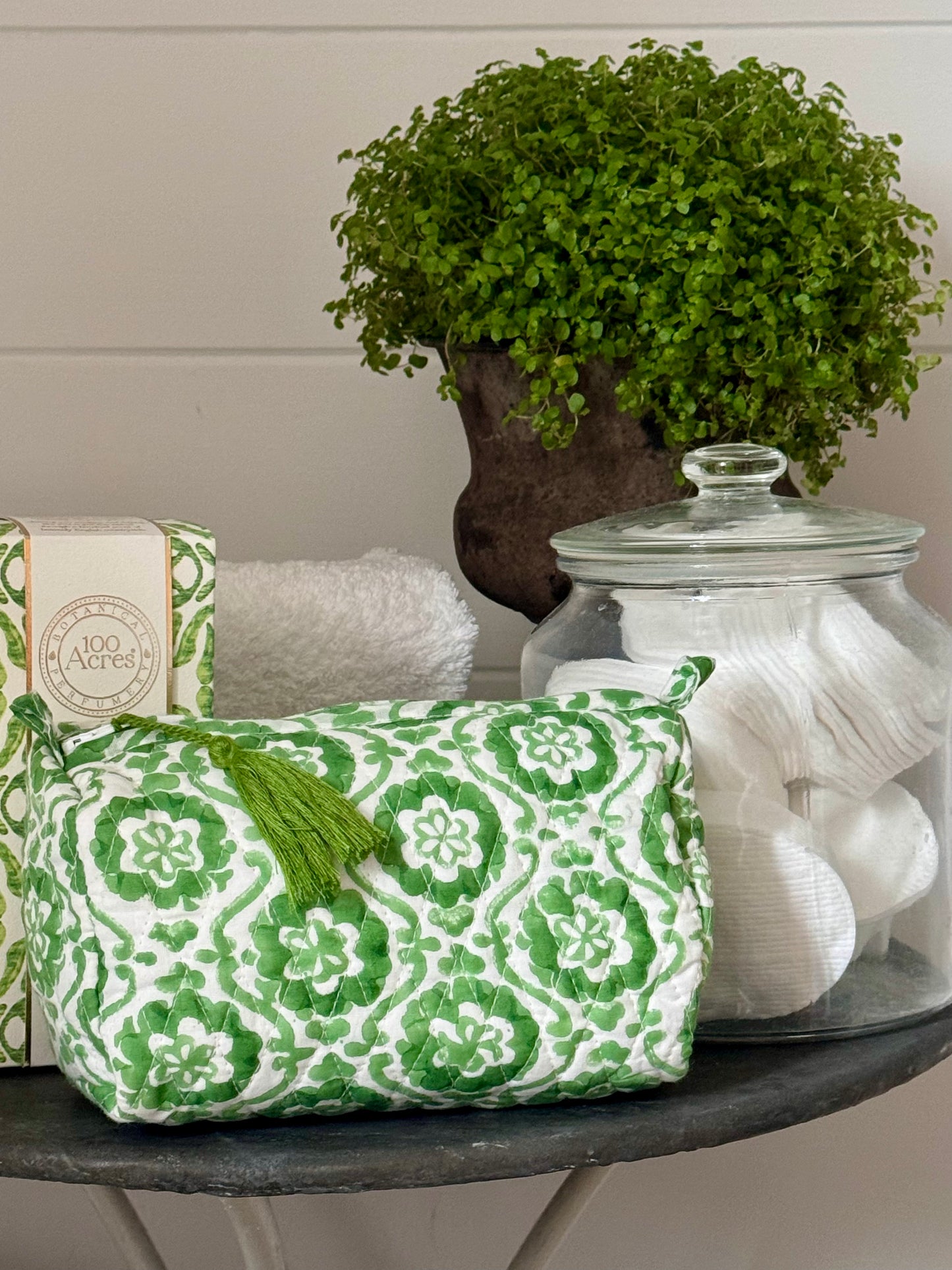 GREEN SPIRAL FLORAL TINY MAKEUP BAG