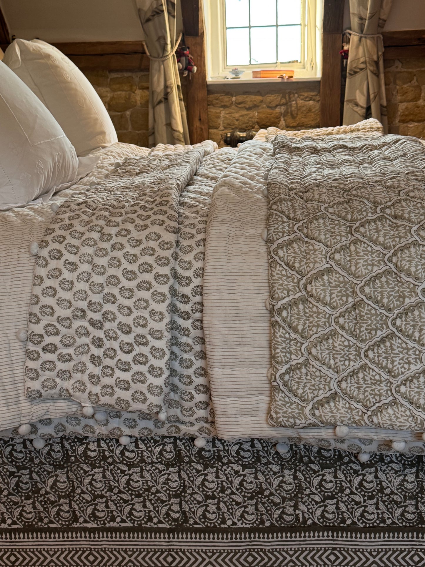 Putty Tile Bed Quilt