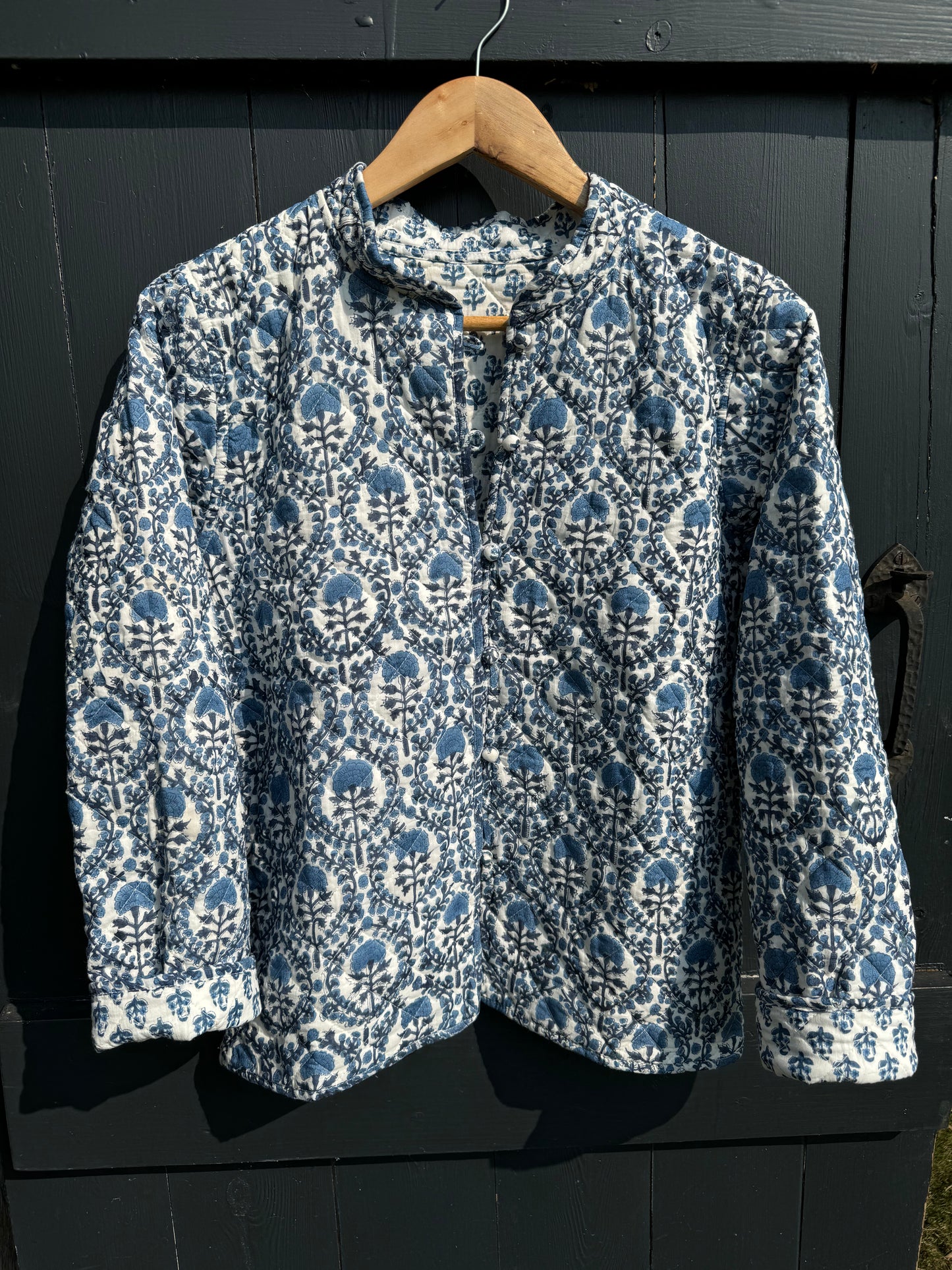 BLUE TRELLIS REVERSIBLE JACKET