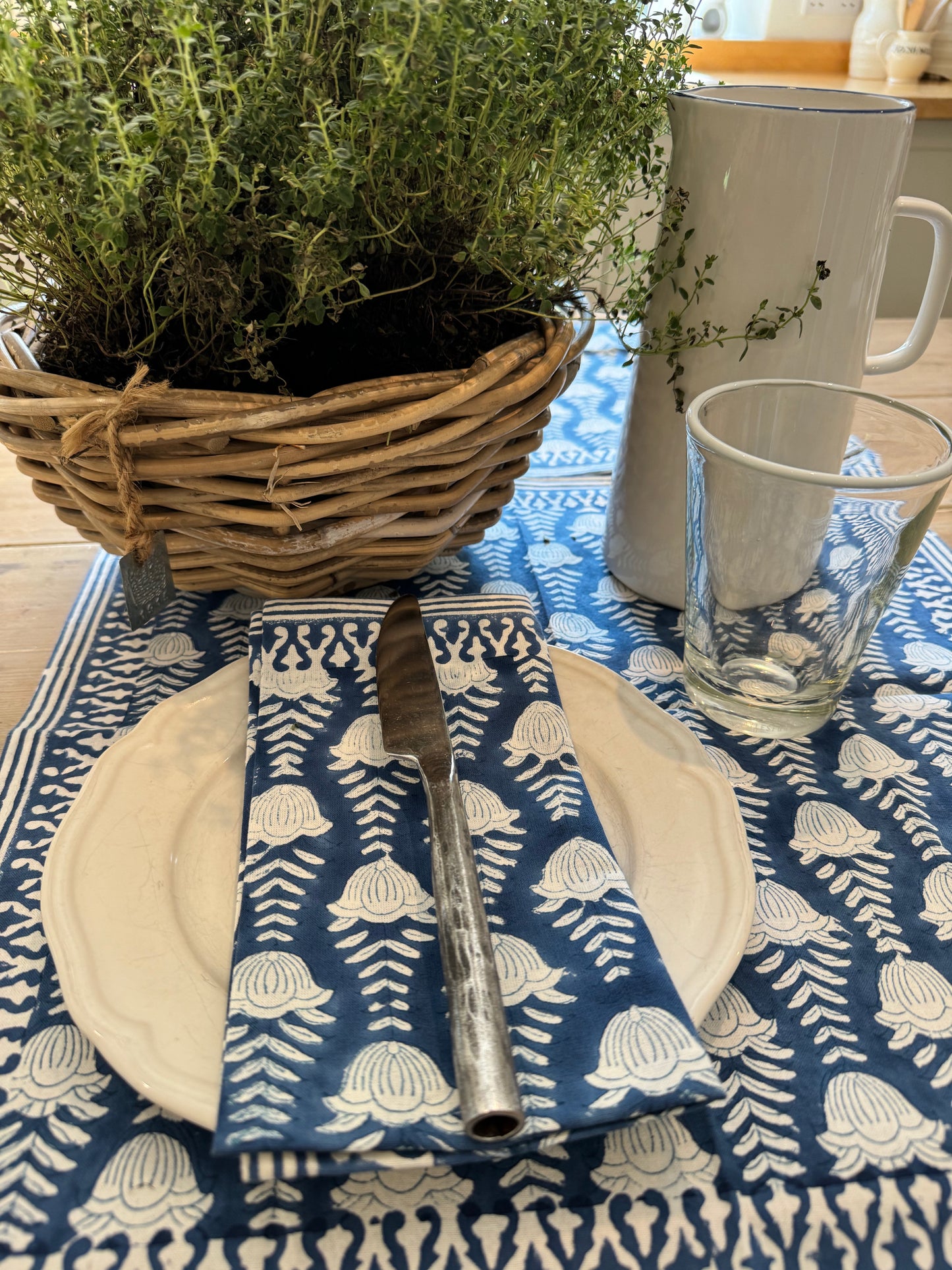 BLUE JELLYFISH NAPKINS