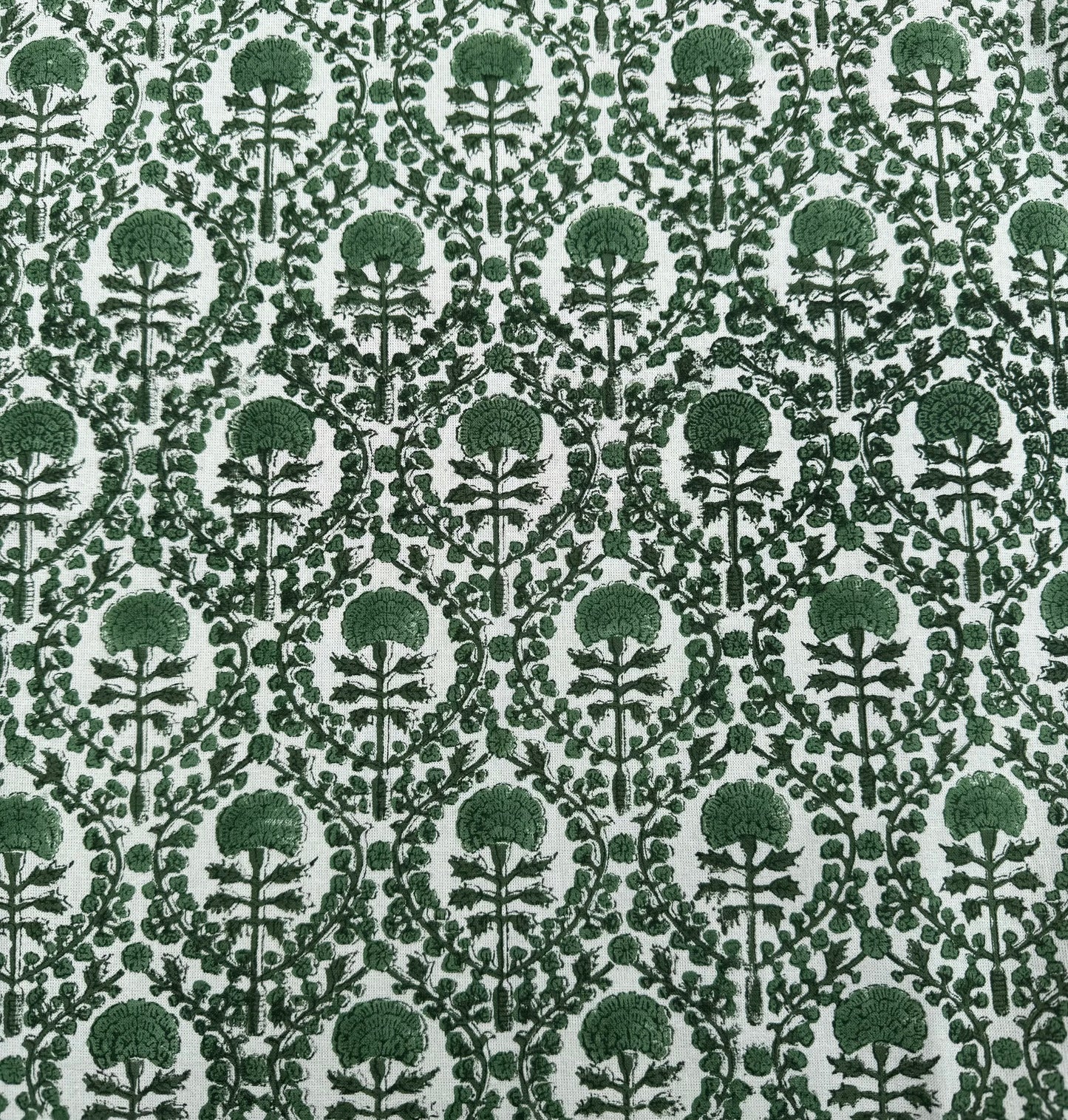 GREEN TRELLIS TABLECLOTH