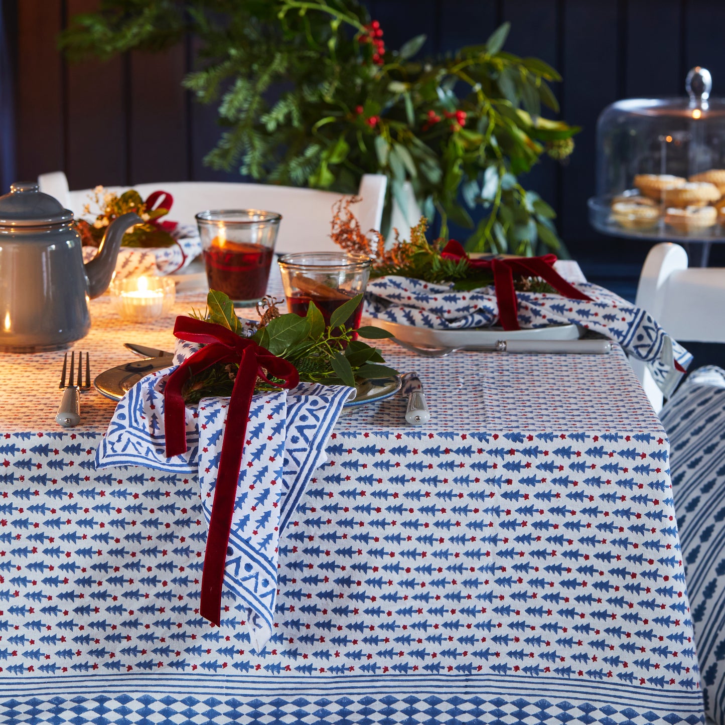 SCANDINAVIAN BLUE CHRISTMAS TREE TABLECLOTH