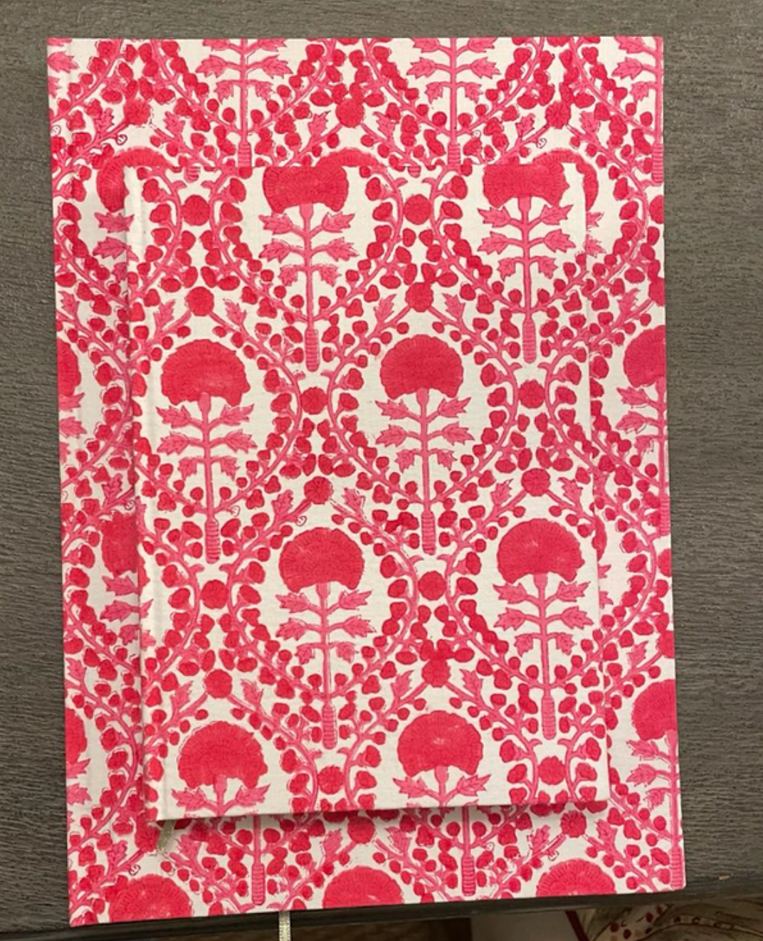 RED TRELLIS JOTTER