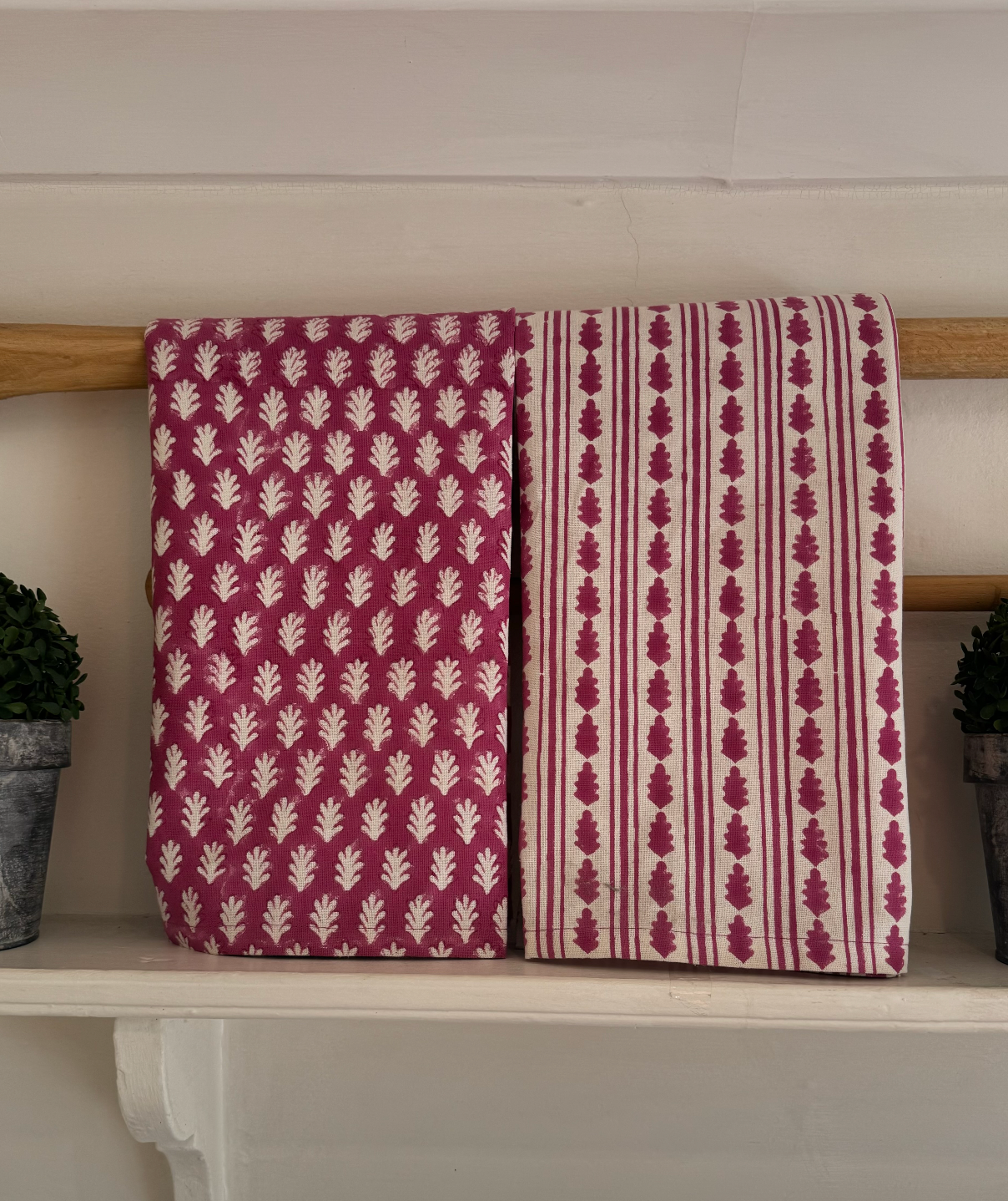 KAHO PINK TEA TOWELS