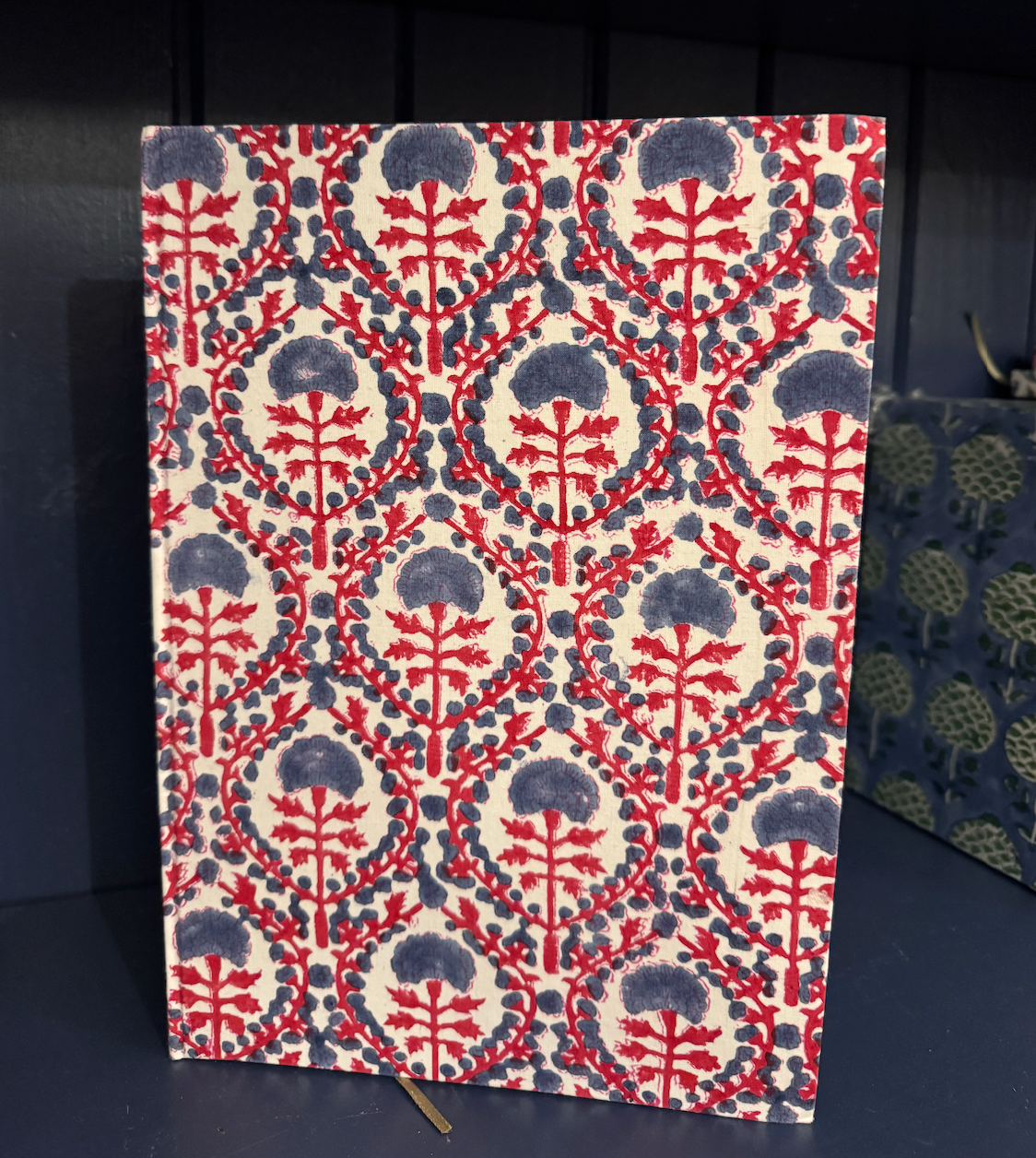 RED AND BLUE TRELLIS BOOK