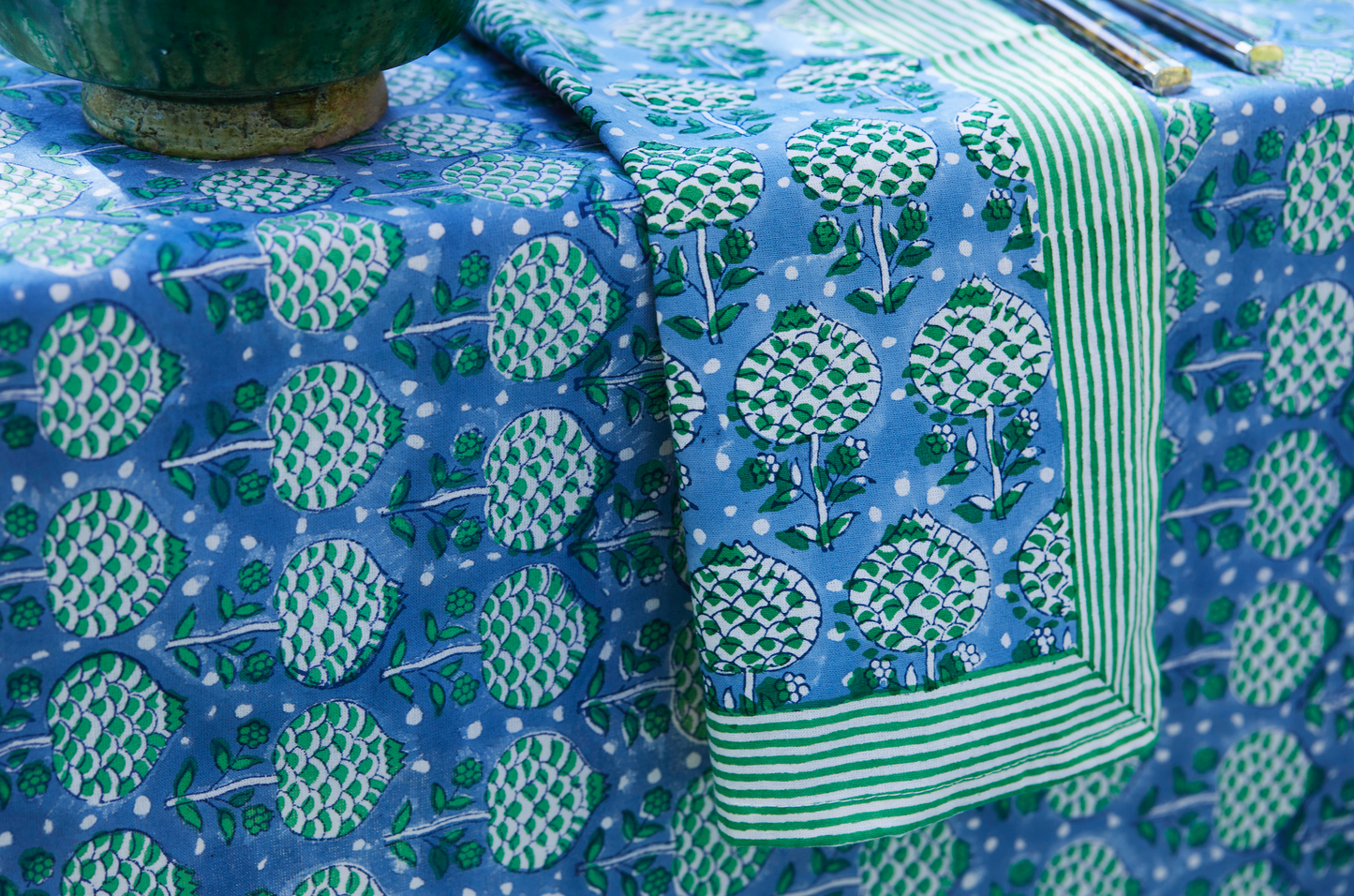 GREEN AND BLUE ARTICHOKE NAPKINS