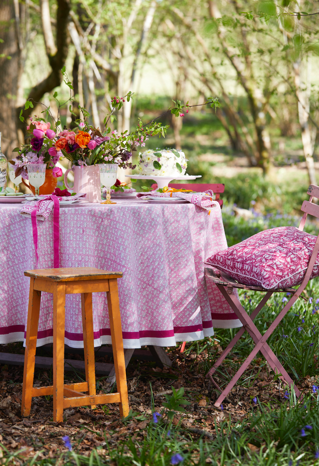 PINK ACORN TABLECLOTH