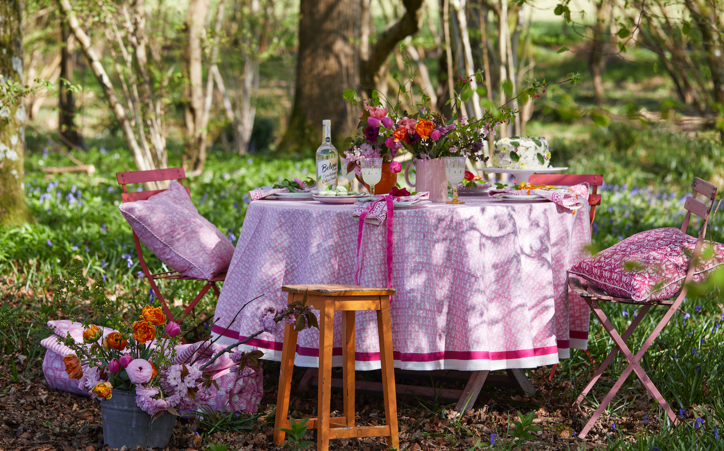 PINK ACORN TABLECLOTH