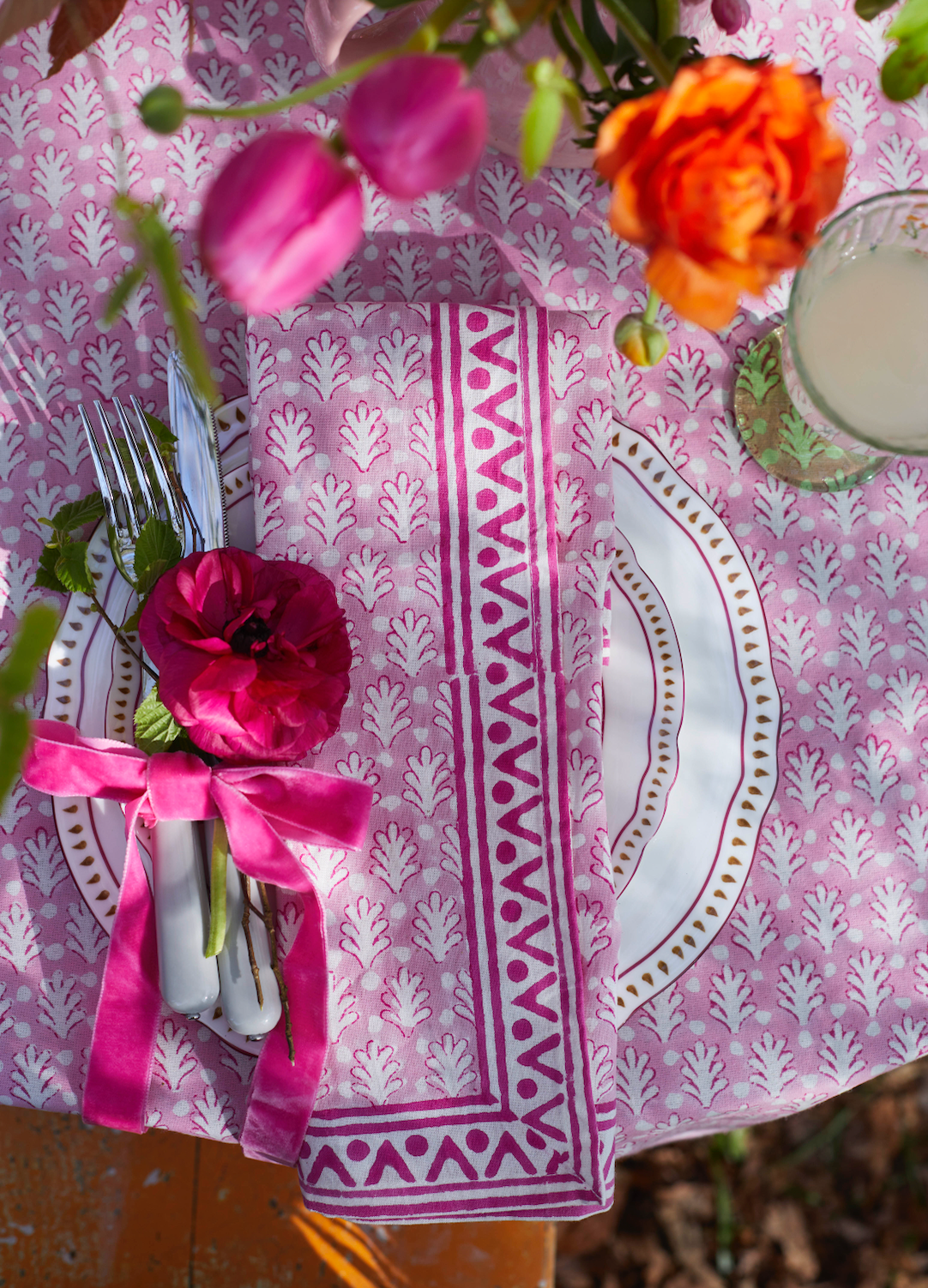 PINK ACORN NAPKINS