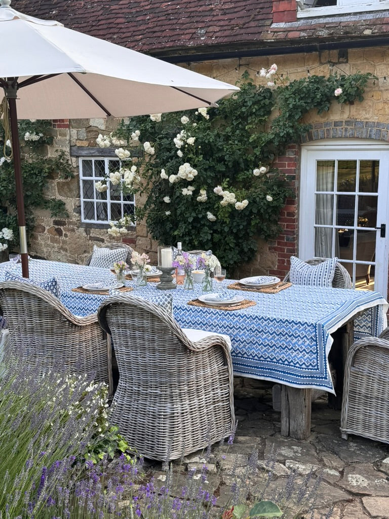 BLUE ZIG ZAG TABLECLOTH
