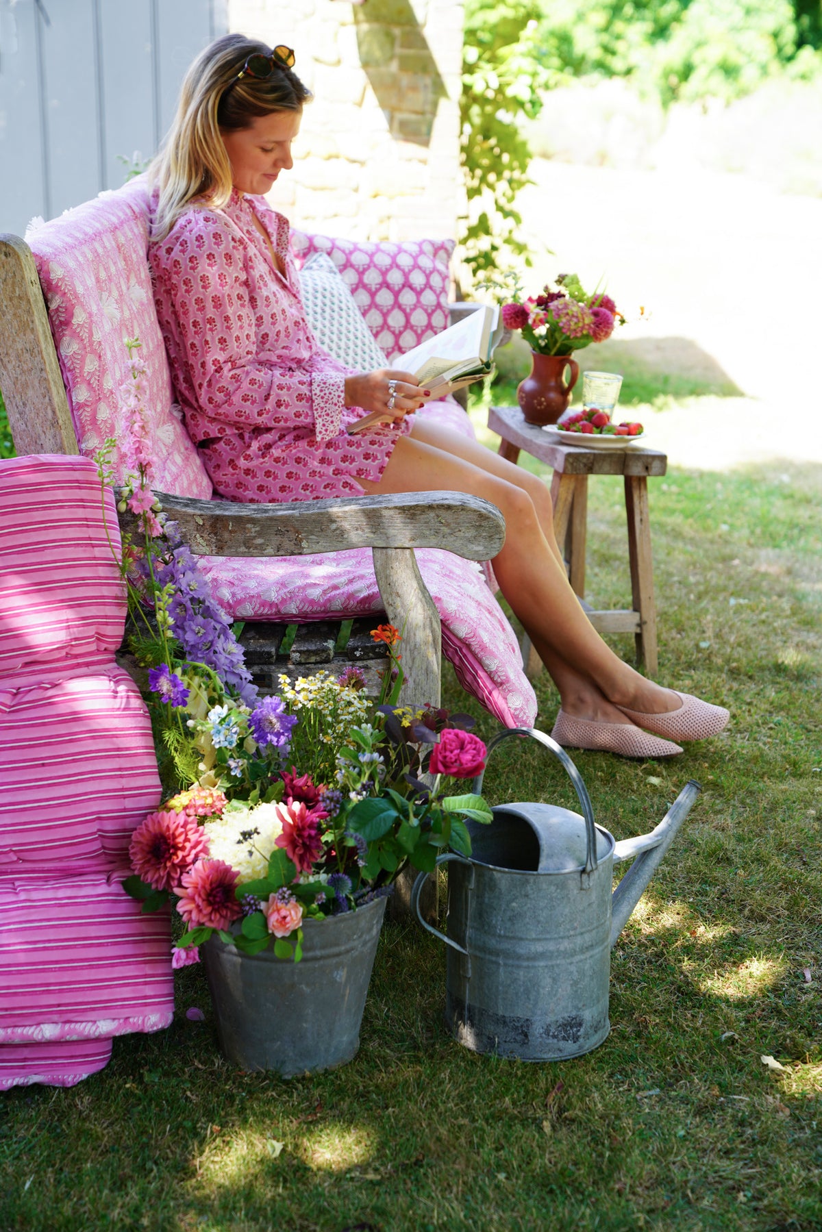 PINK JELLYFISH BENCH QUILT