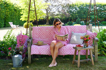 PINK JELLYFISH BENCH QUILT