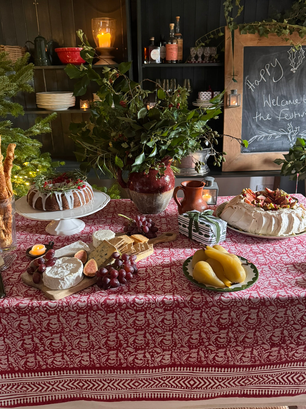 RED FLORAL CHRISTMAS TABLECLOTH