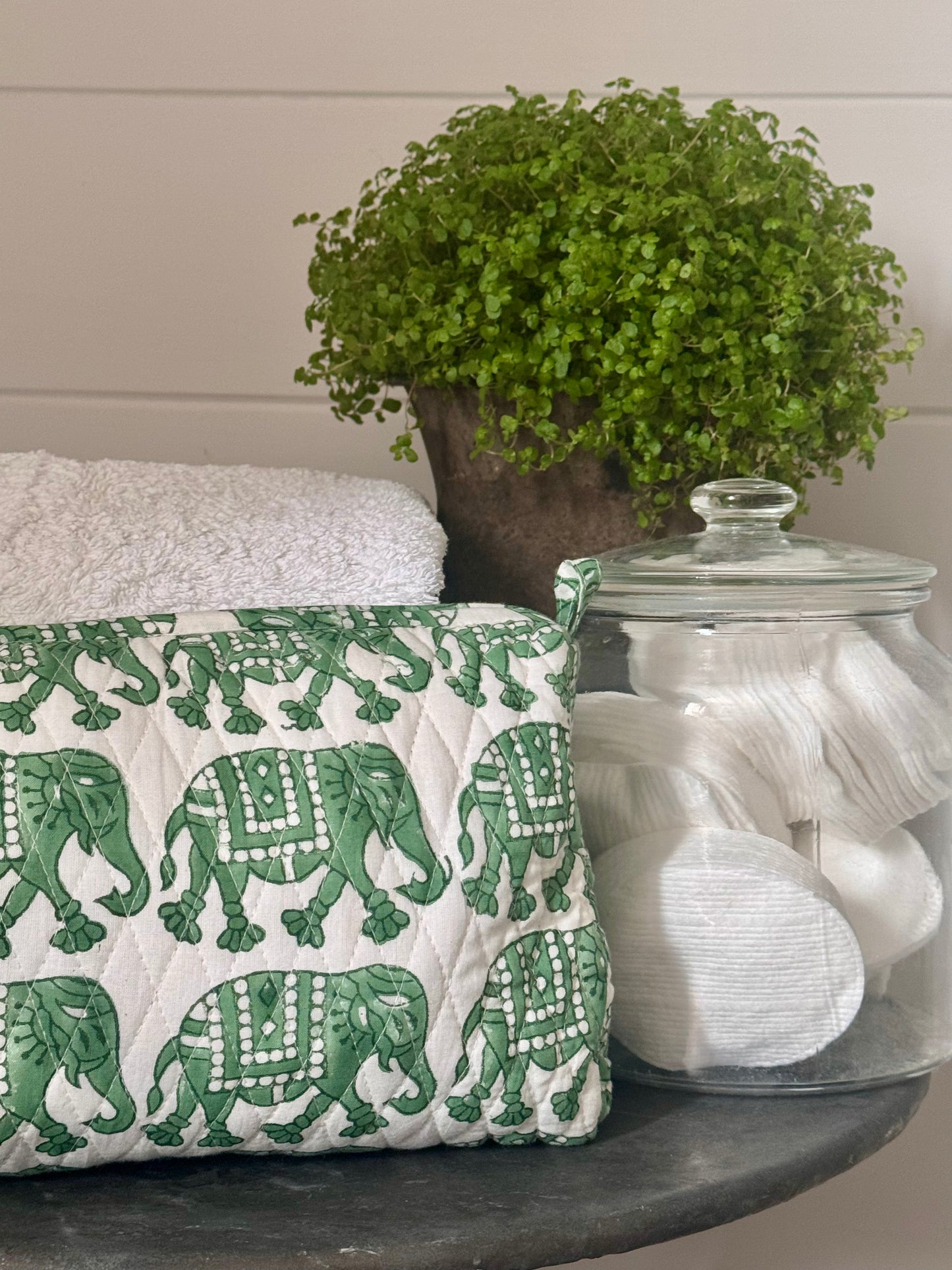 GREEN ELEPHANT MAKEUP BAG