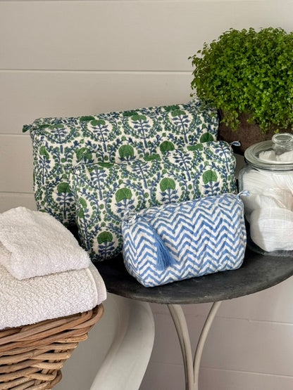 BLUE AND GREEN TRELLIS MAKEUP BAG