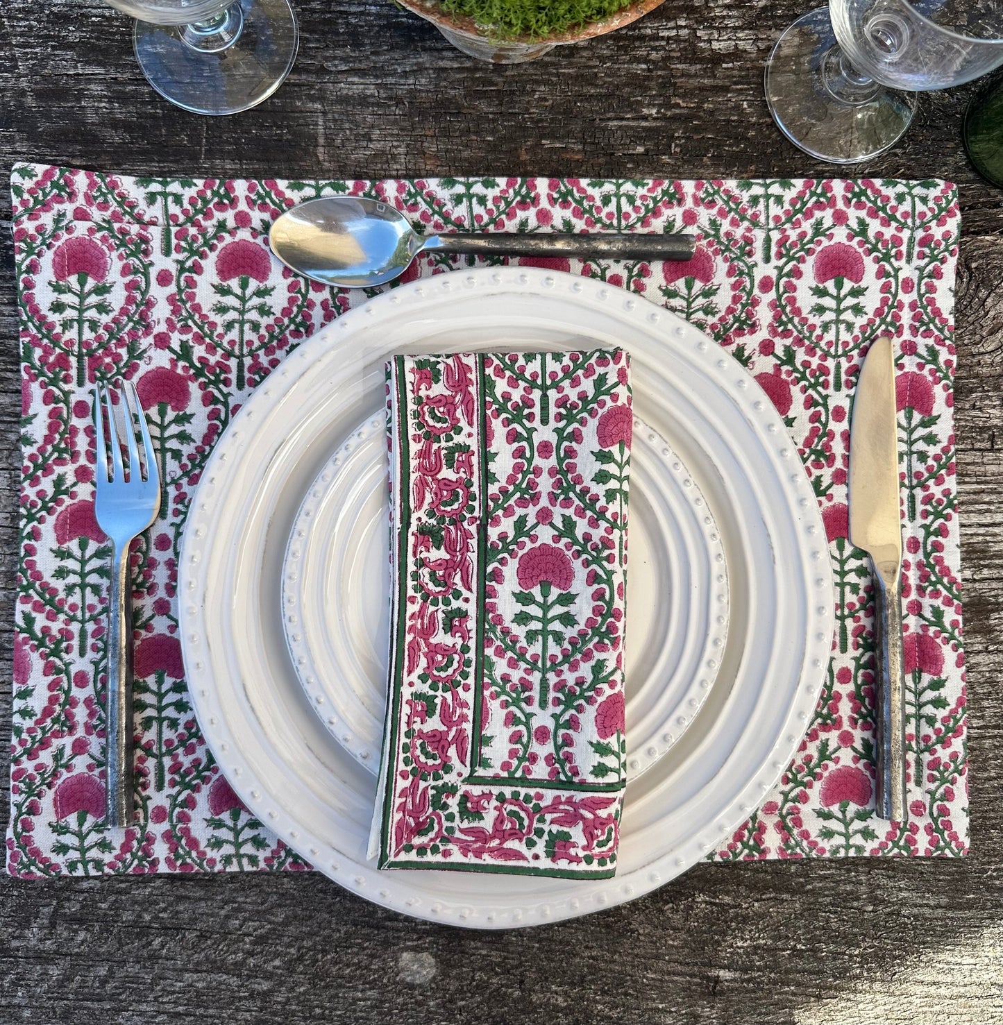 PINK AND GREEN PLACEMAT