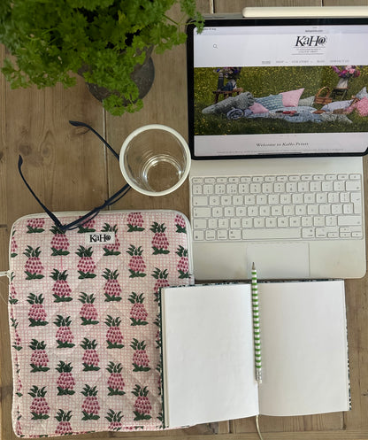 PINK AND GREEN PINEAPPLE IPAD CASE