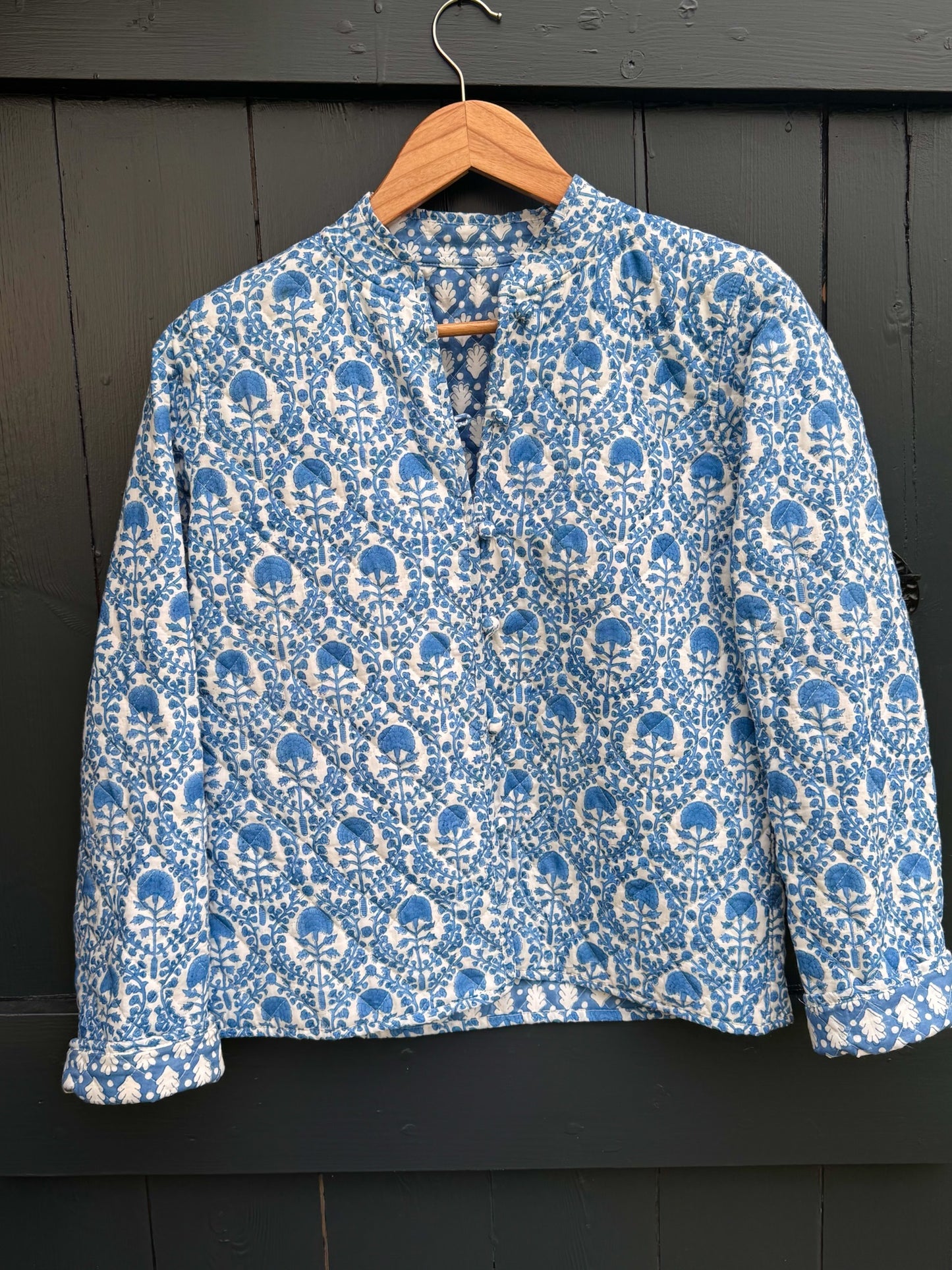 BLUE TRELLIS REVERSIBLE JACKET