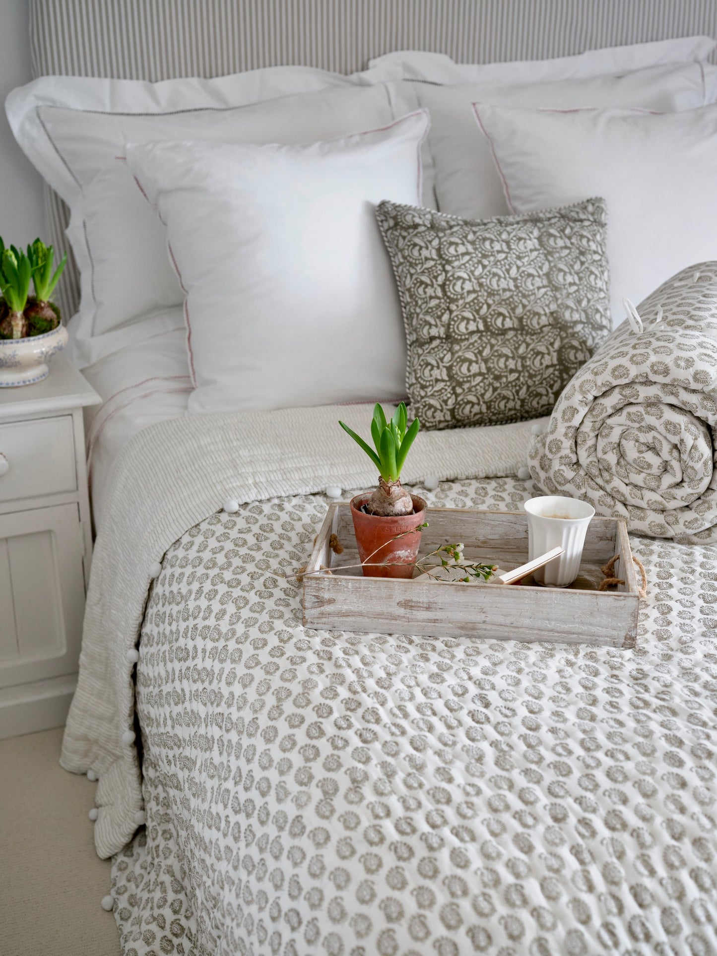 Putty Ambi Bed Quilt