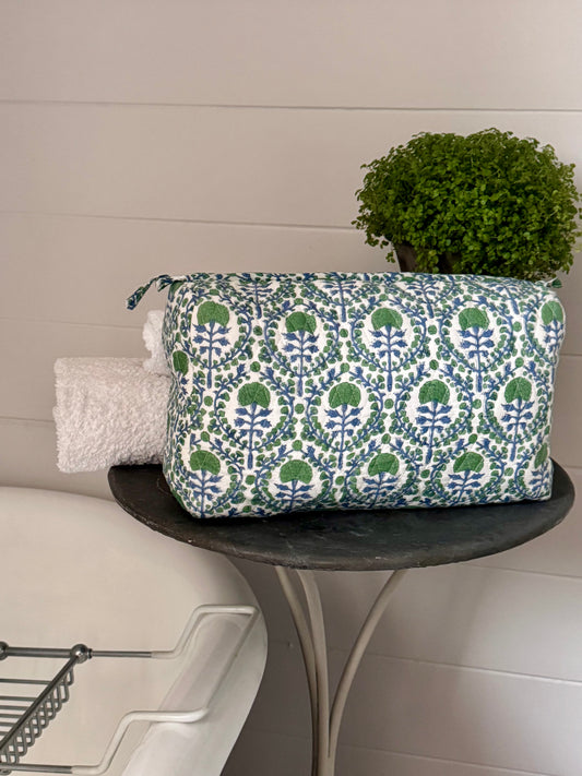 GIANT BLUE AND GREEN TRELLIS WASH BAG
