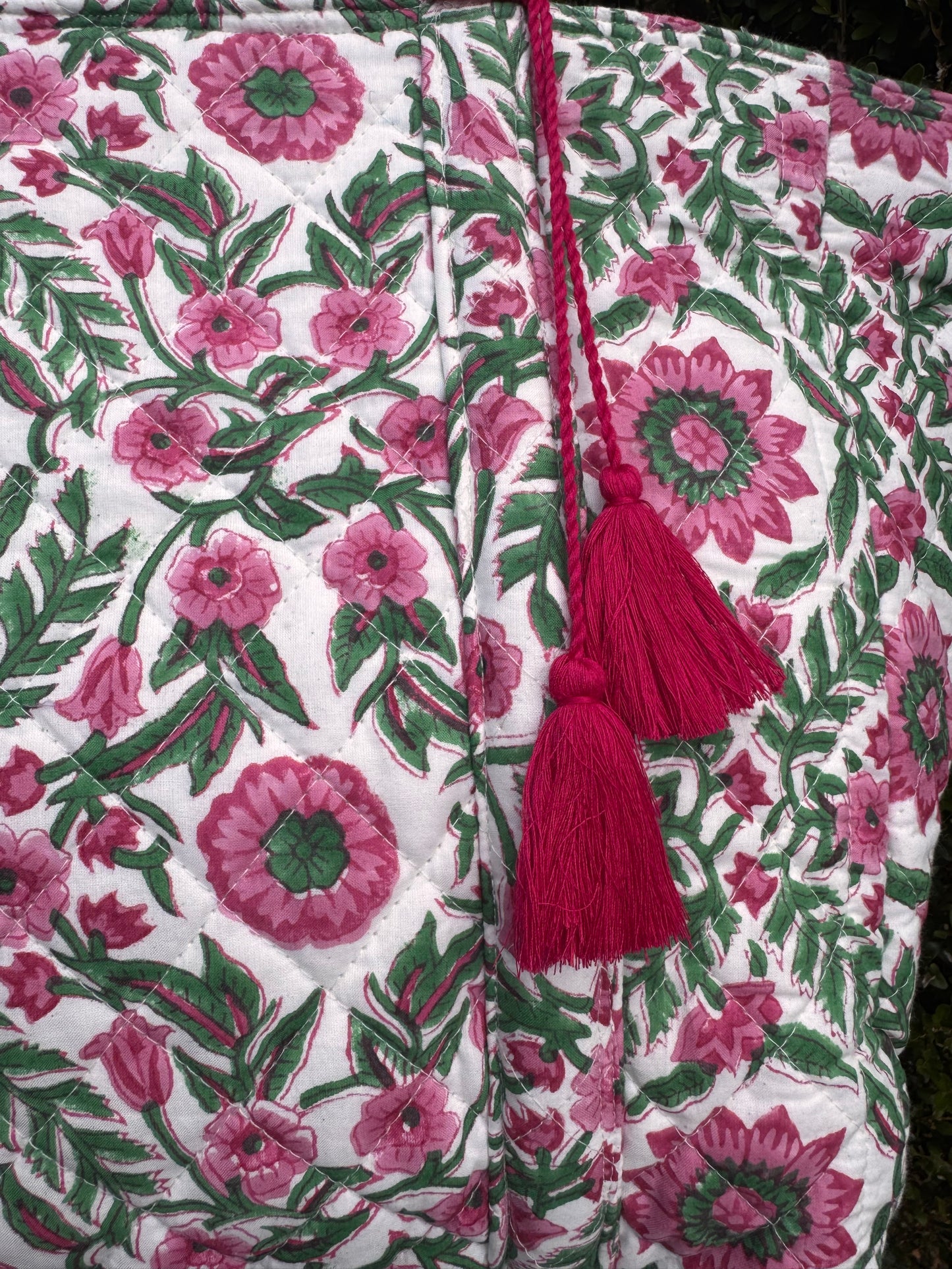 PINK AND GREEN STAR FLORAL SHOULDER BAG