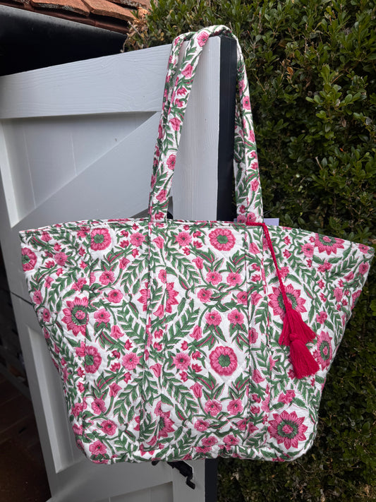 PINK AND GREEN STAR FLORAL SHOULDER BAG