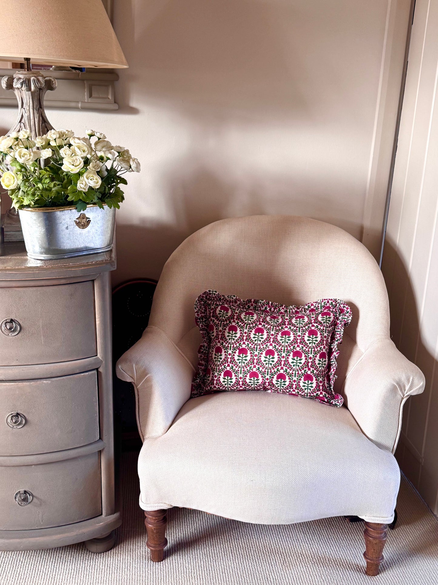 PINK AND GREEN TRELLIS FRILLY CUSHION