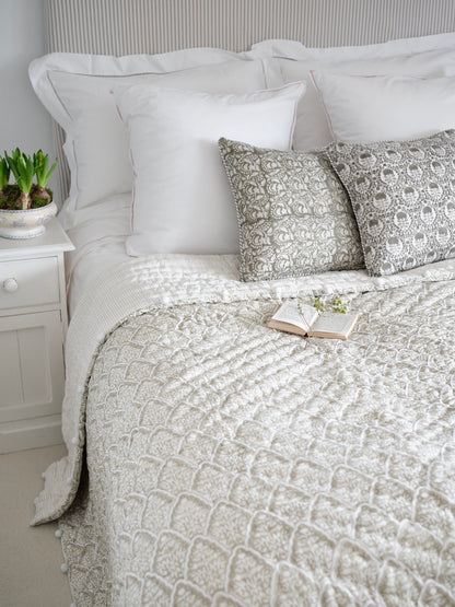 Putty Tile Bed Quilt