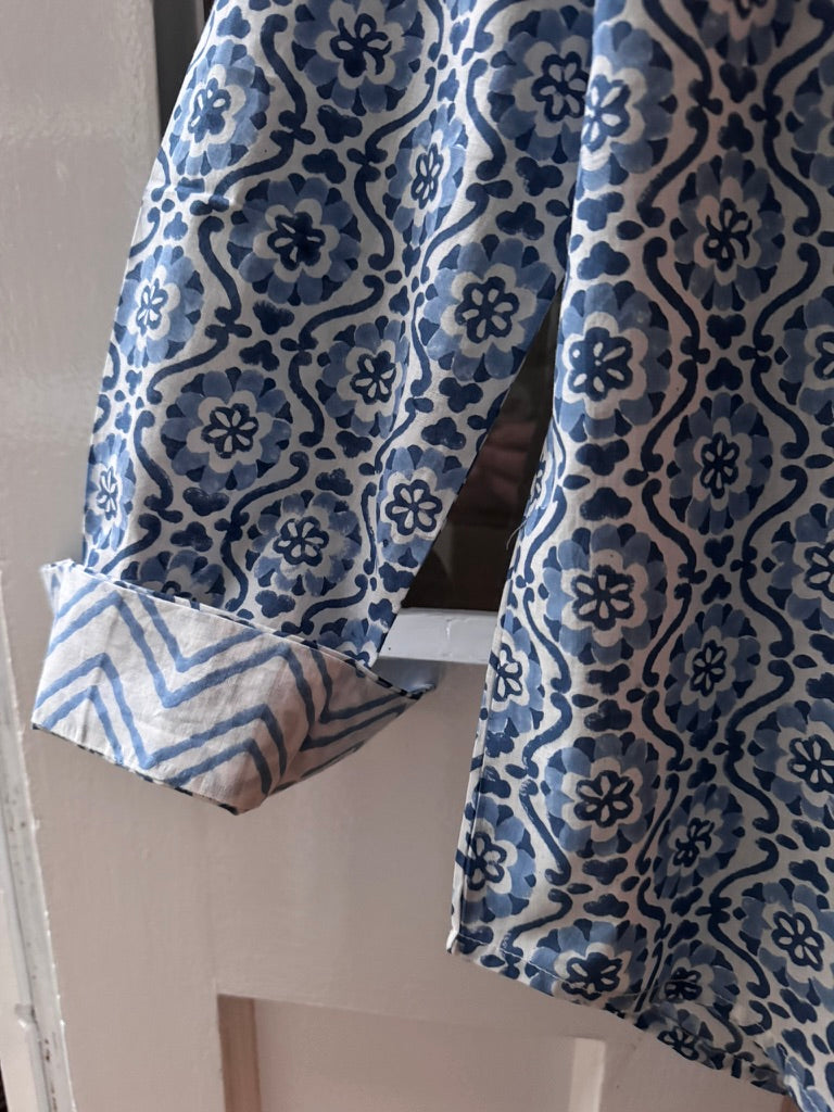 BLUE SPIRAL FLORAL SHIRT