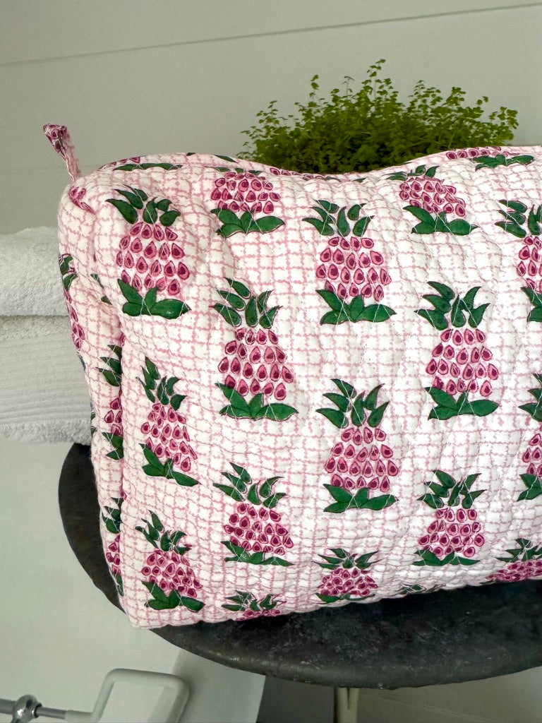 GIANT PINK AND GREEN PINEAPPLE WASHBAG