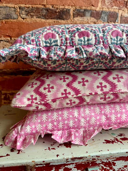 PINK ZIG ZAG TINY CUSHION