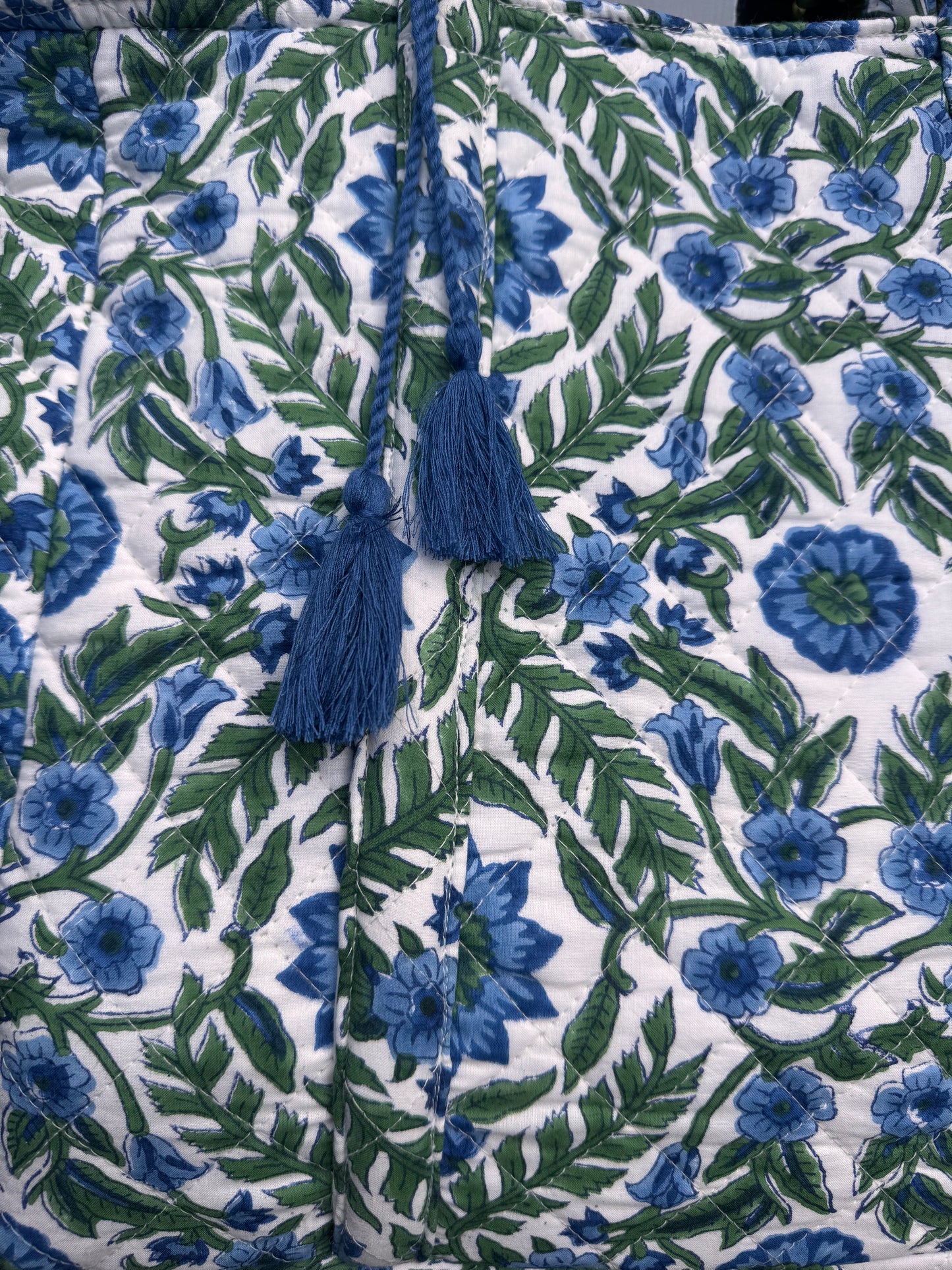 BLUE AND GREEN STAR FLORAL SHOULDER BAG