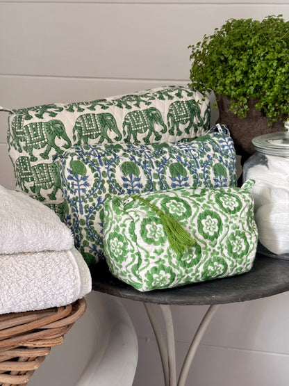 GIANT GREEN ELEPHANT WASH BAG