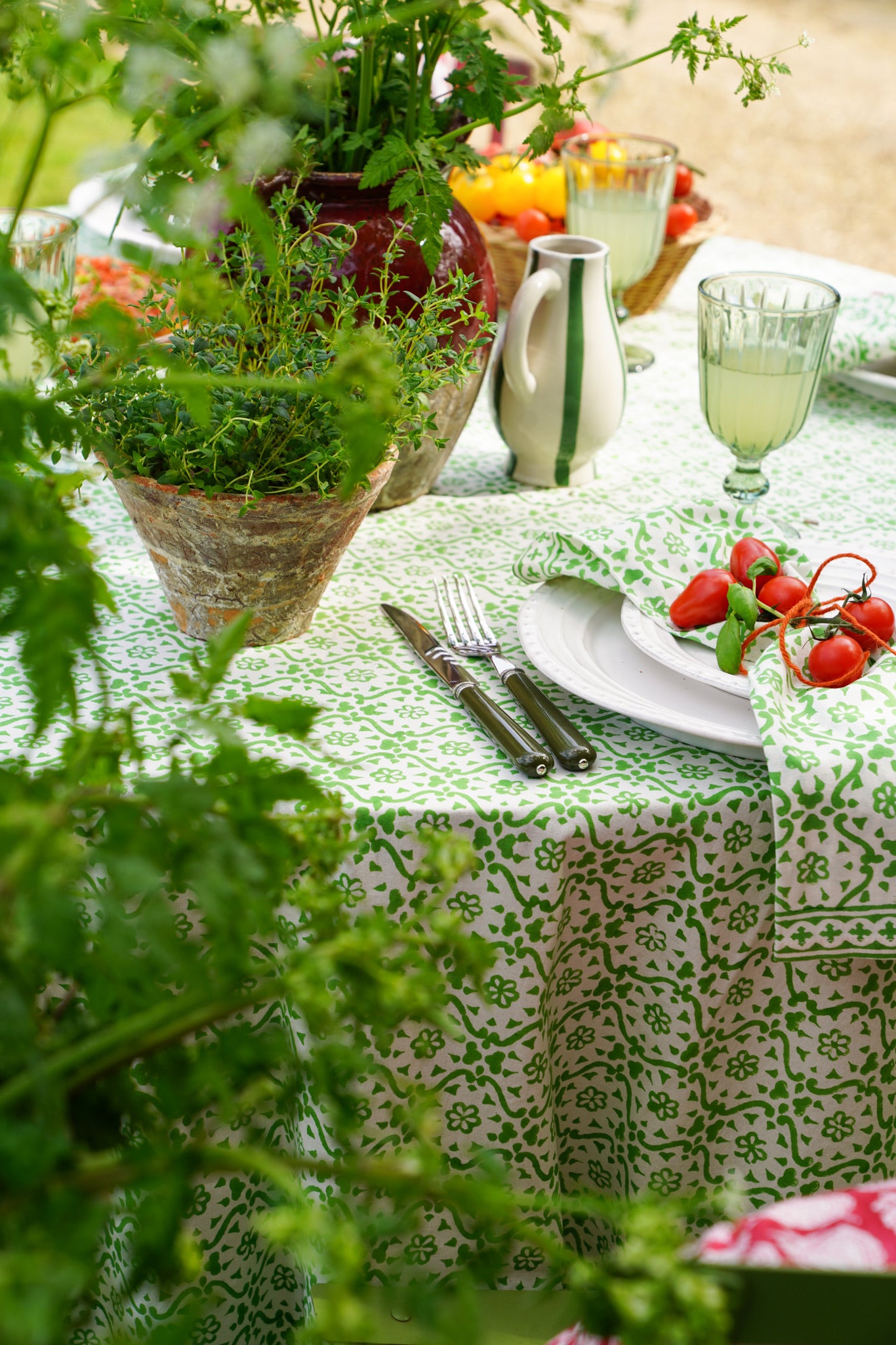 GREEN CHELSEA BLOOM NAPKINS