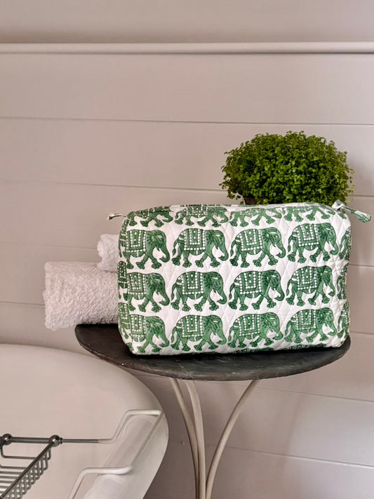 GIANT GREEN ELEPHANT WASH BAG