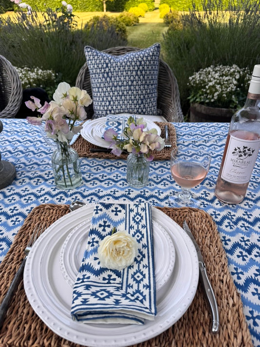 BLUE ZIG ZAG NAPKINS