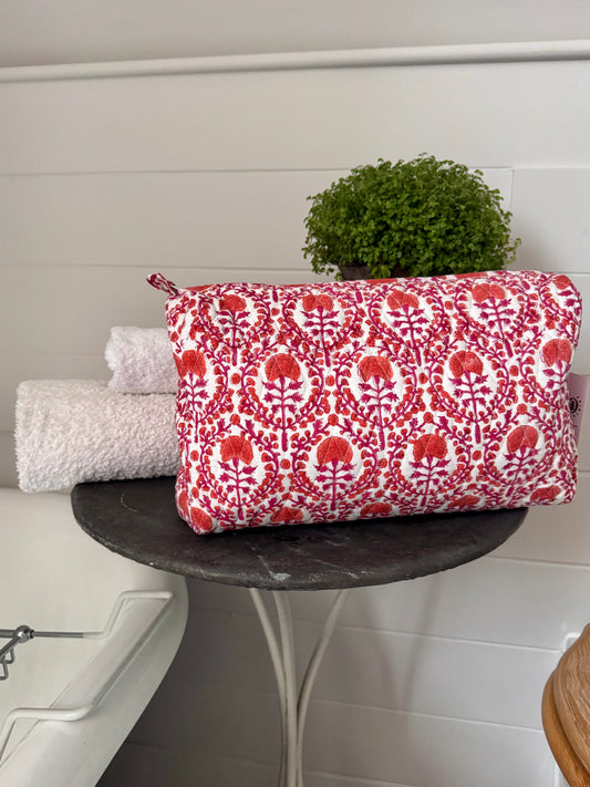 GIANT PINK AND ORANGE TRELLIS WASH BAG